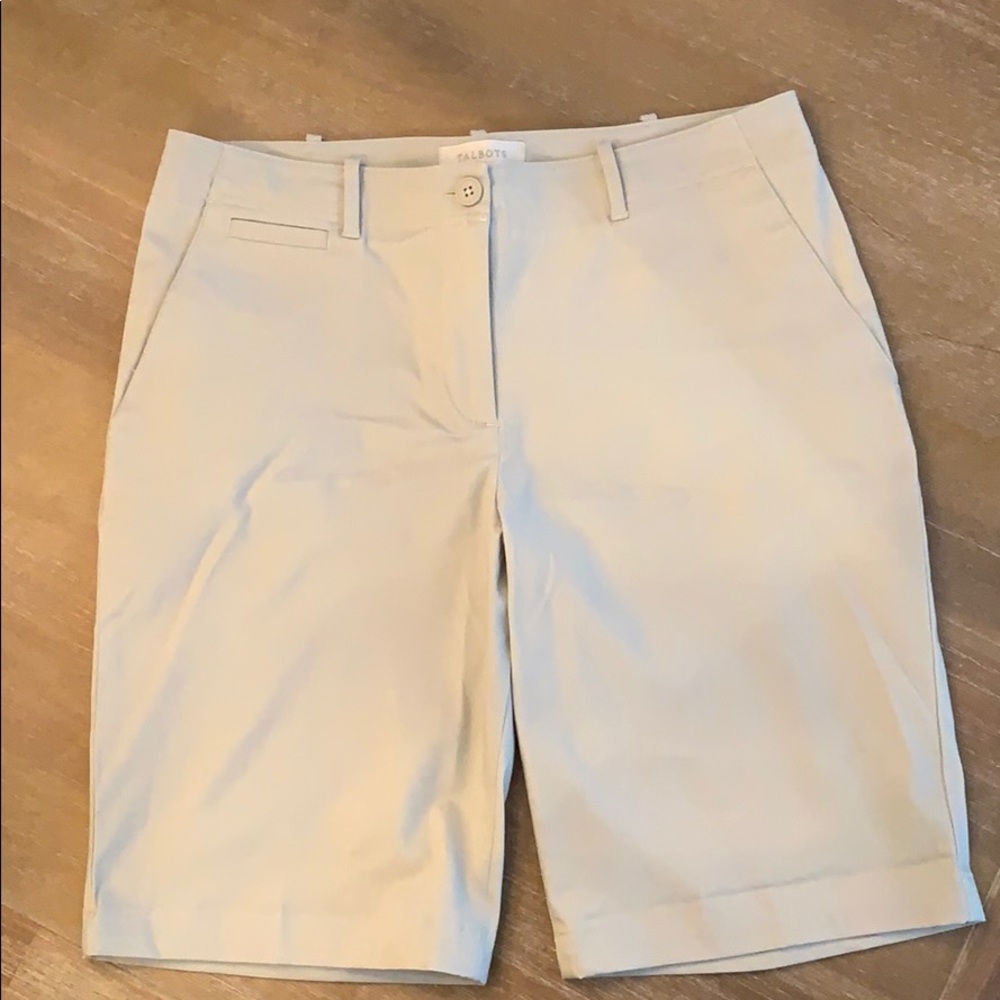 Women’s Talbots Tan Shorts, Size 8